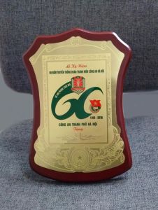 KỶ NIỆM CHƯƠNG GỖ ĐỒNG – GD023