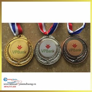 HUY CHƯƠNG NGÂN HÀNG VPBANK