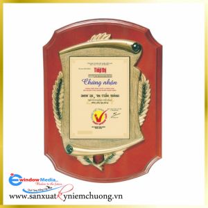 KỶ NIỆM CHƯƠNG GỖ ĐỒNG – GD007