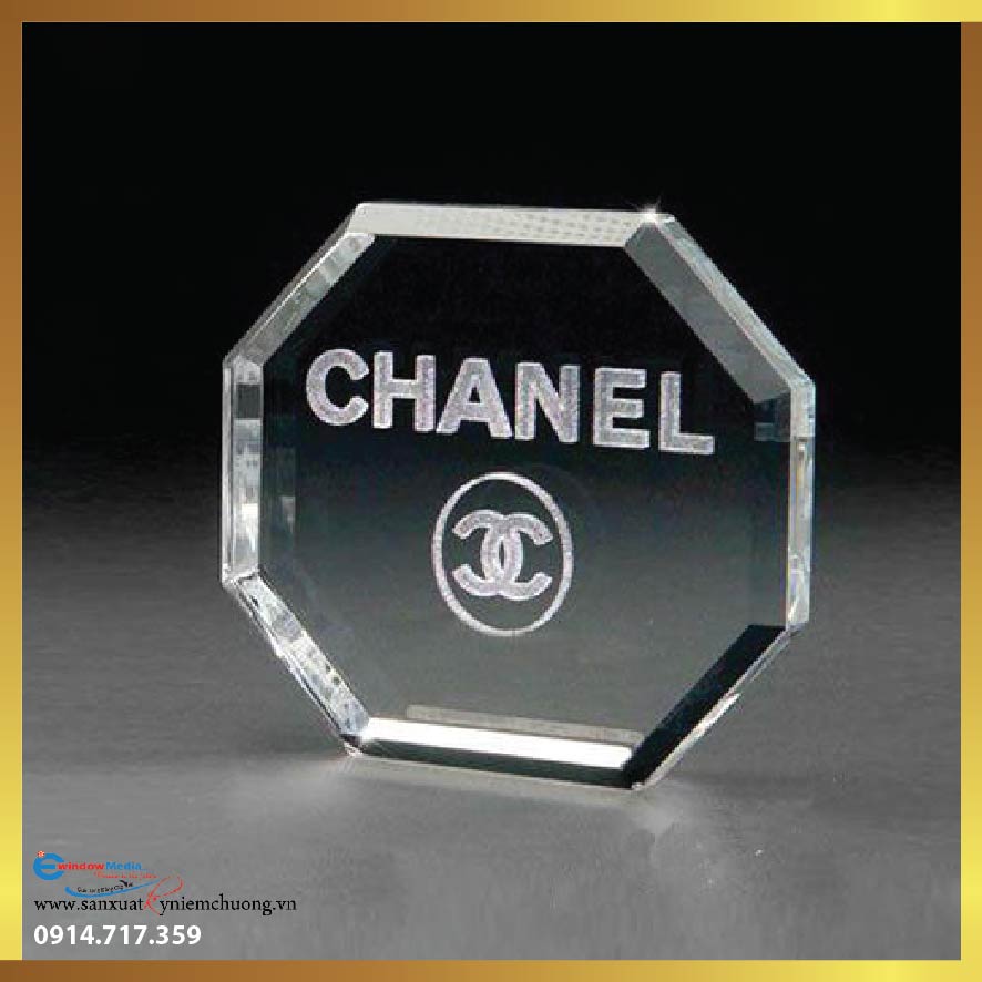 CHẶN GIẤY PHA LÊ